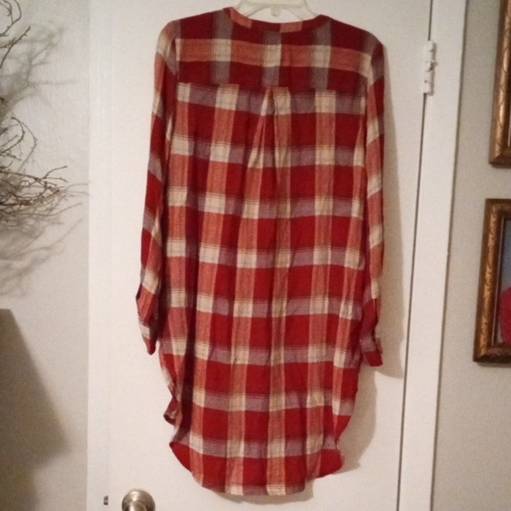 Akemi + Kin Women's Long Sleeves Plaid Button-Up Blouse SizeS - Picture 3 of 6